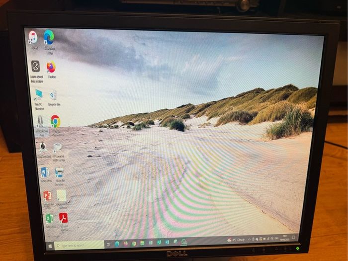 2 Dell Screen