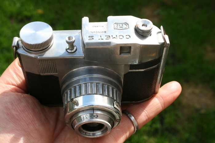 Classic Bencini Comet S 127 Roll Film Camera