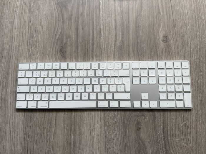 Apple Magic Keyboard with Numeric Keypad (A1843)