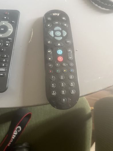 remotes  Samsung sky philips
