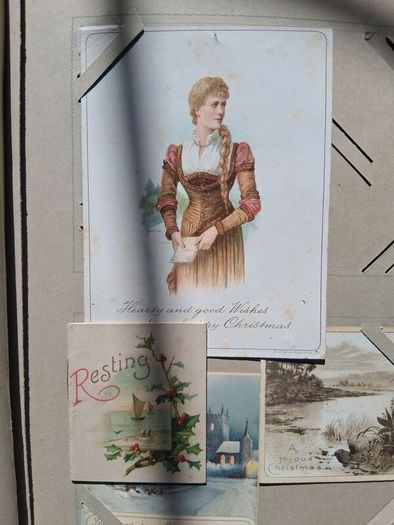 Mega Art Nouveau Postcard Album (197 Pieces)