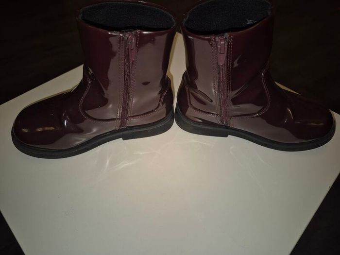 Girls Boots- Zara- Burgundy Colour