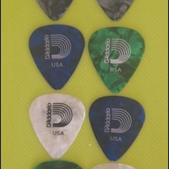 D'addario Celluloid Cuitar Picks x 8