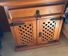 cabinet/locker