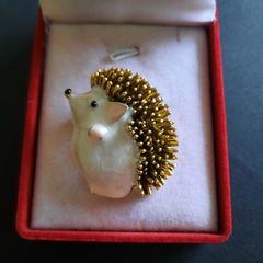 Retro Vintage Style Art Deco Hedgehog Brooch Mother of Pearl Color Animal Nature Pin
