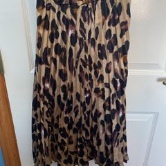 Quiz Skirt size 10
