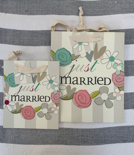 'Just Married' Gift Bags Set of 2, Large and Medium