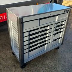 Brand New 12 Drawer Tool Chest Full Of Tools