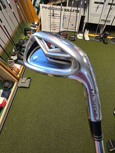 Taylormade R9 Tp Irons