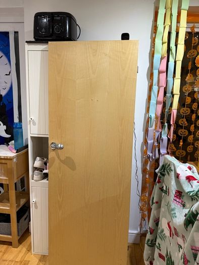 Free solid core door
