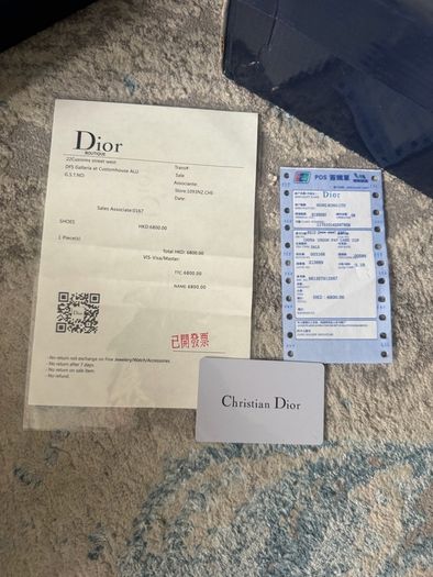 Dior b22 mint condition