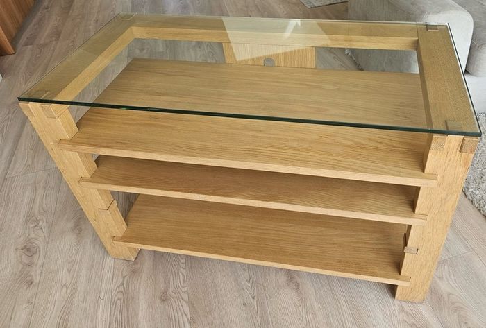 Entertainment stand