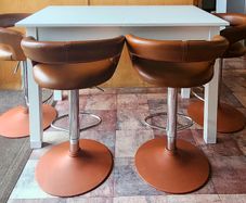 Extendable White Dining Table, 4 Bar Stools