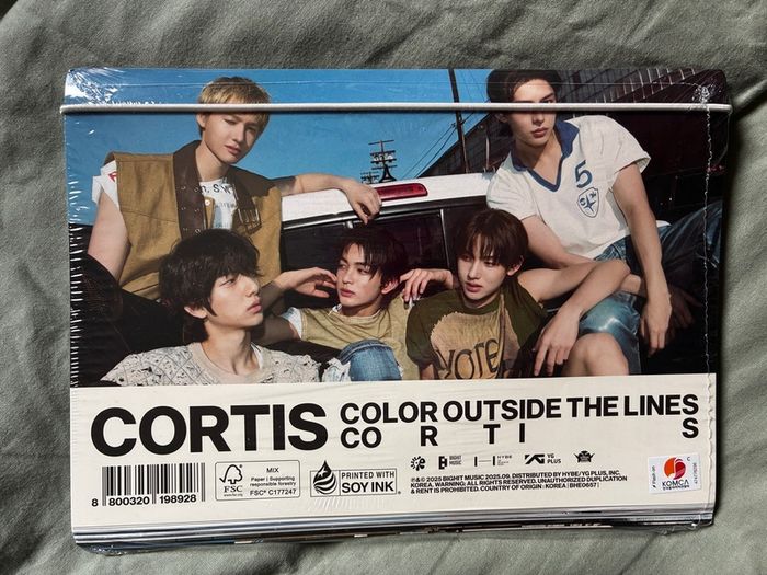 CORTIS Color outside the lines