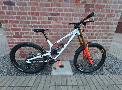 Commencal FRS 2025 200mm Downhill bike