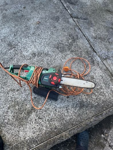 Electric Chainsaw