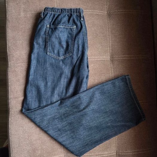 Bershka Loose fit Jeans in Navy size 8