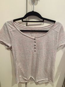 Hollister Tee Shirt