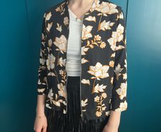 River Island light jacket. Size 6