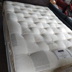double bed with headboard