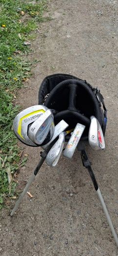 Kids Childrens golf clubs putter and bags