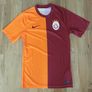 Boys Galatasaray football shirt Image 6