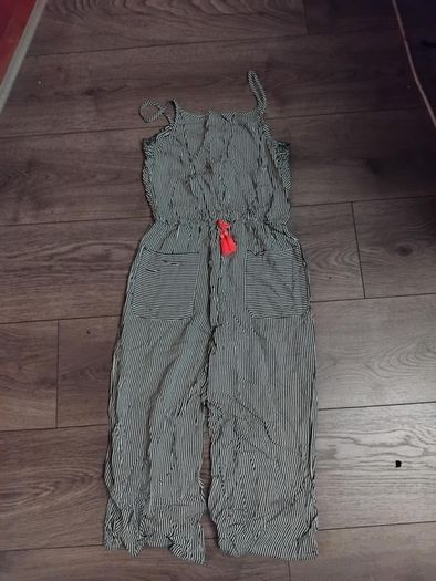 Girls junpsuit 9 to 10 yrs