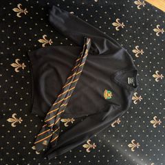 de la salle jumper and tie size M