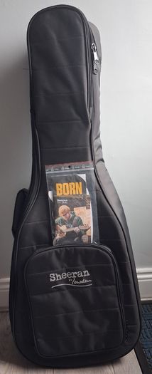 Guitar Lowden