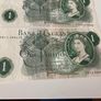 One Pound Banknote x 2 England Image 3
