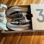 Yeezy 350 (Genuine) in box Size 5.5 Image 4
