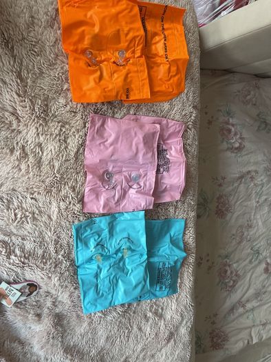armbands for swimming lessons