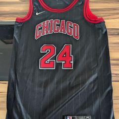 chicago bulls basketball jersey adult small