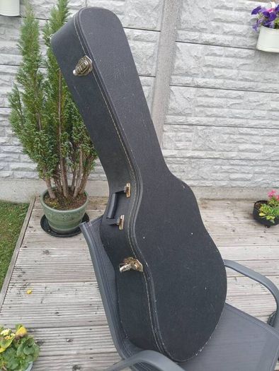 Acoustic Guitar Hard case