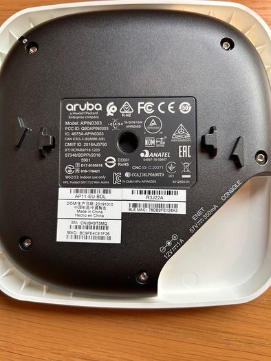 2 x Aruba Instant On AP11 Access Points