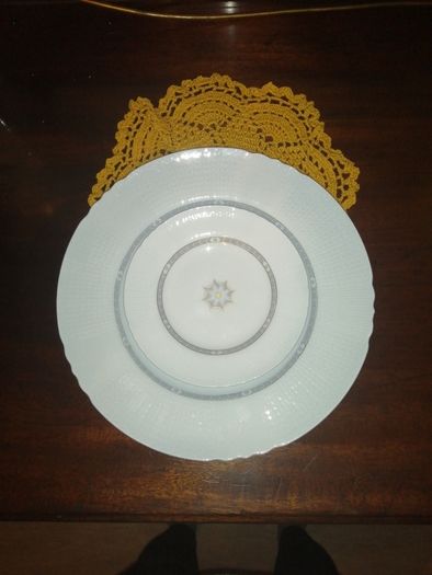 Porcelain plates Rorftrand