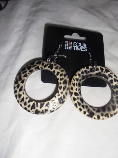 Ear Rings x 5 for Sale