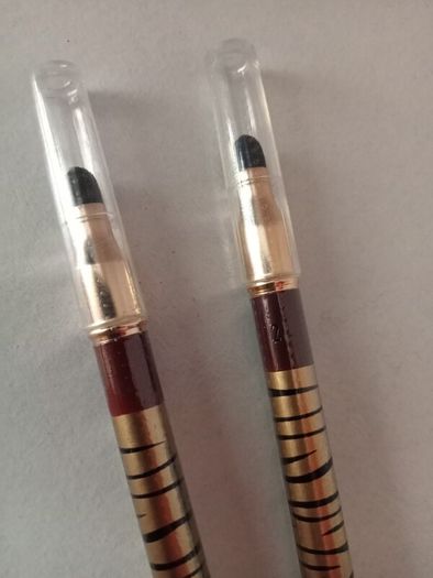 Estee Lauder Pencil