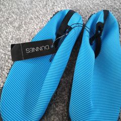 NEW.kids swim shoes. Size UK1