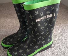 New.boys wellies.size3/eur35, 5