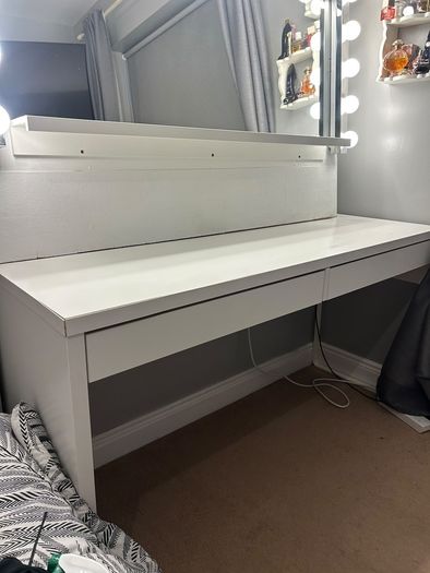 Ikea Micke desk & vanity mirror