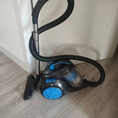 Vacuum cleaner