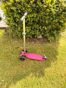 2 Micro Scooters