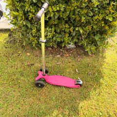 2 Micro Scooters