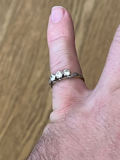 18k Engagement ring