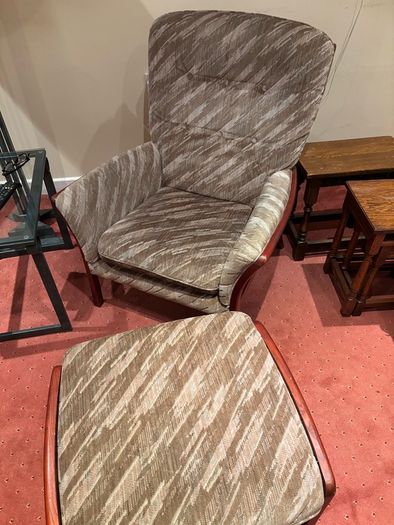 Armchair pair of