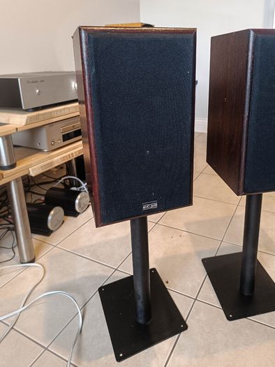 revolver 230 monitor stereo audio bookshelf speakers Hifi