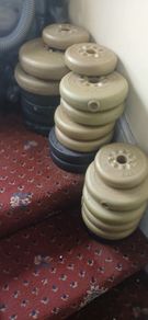 2 barbells + 45kg weighst