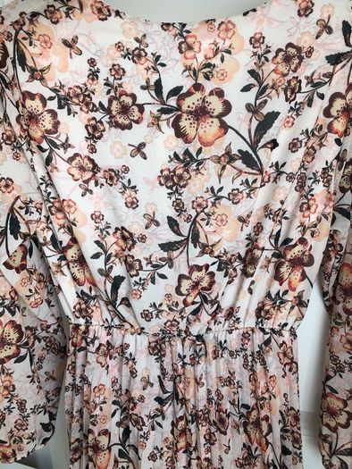 New lovely dress Uni size ( will fit for size 8-12)
