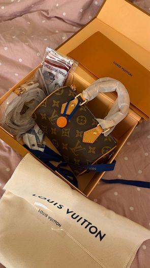 Louis Vuitton Speedy Bag